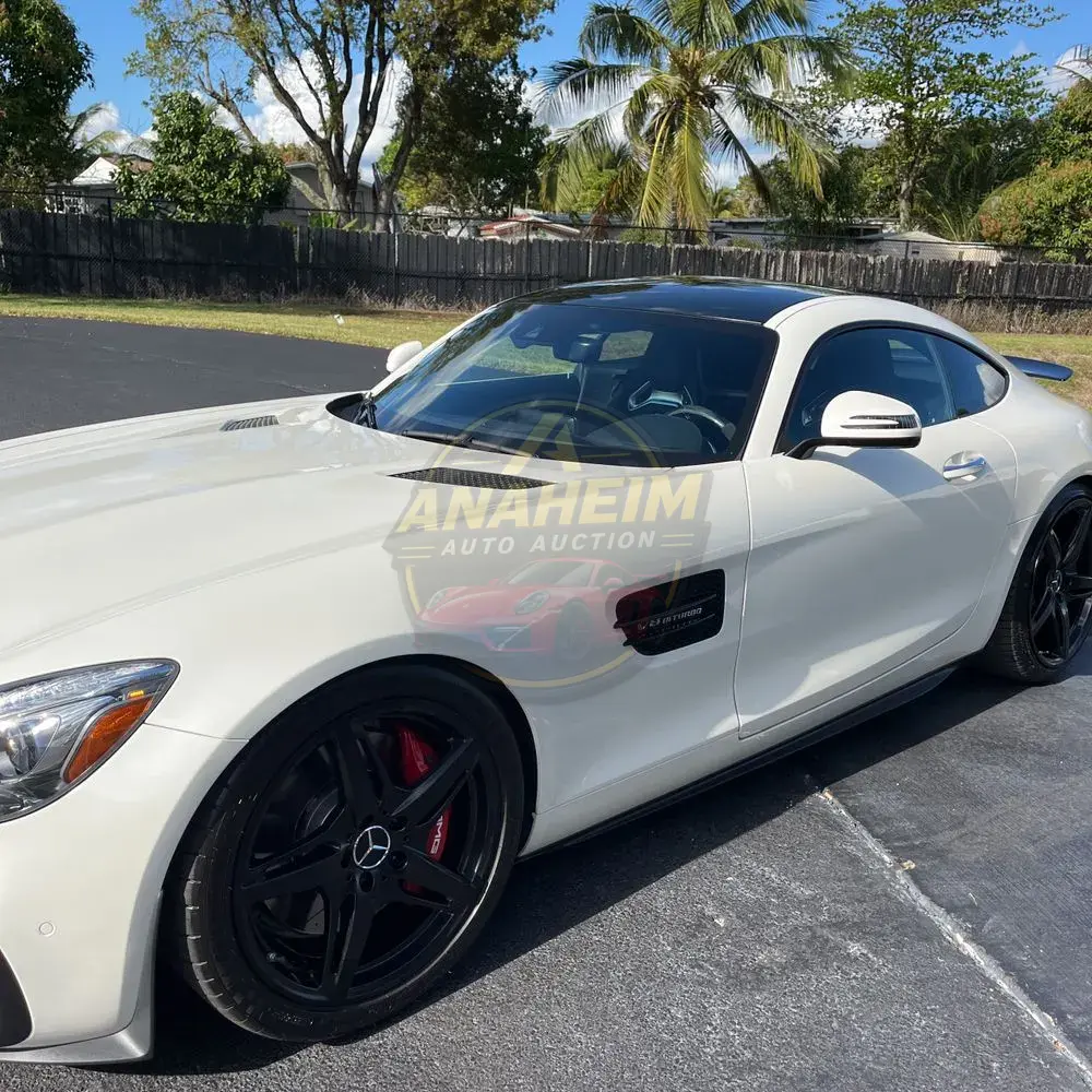 2017 Mercedes-Benz AMG GT Base