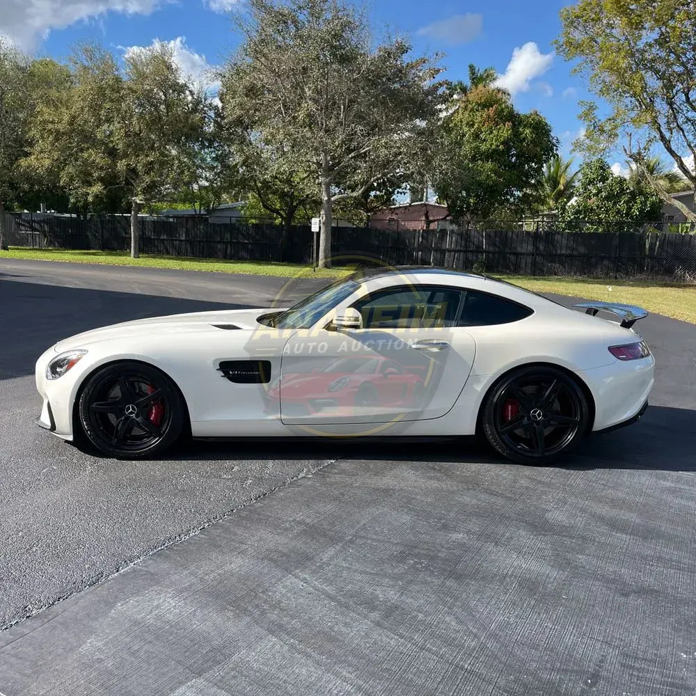2017 Mercedes-Benz AMG GT Base