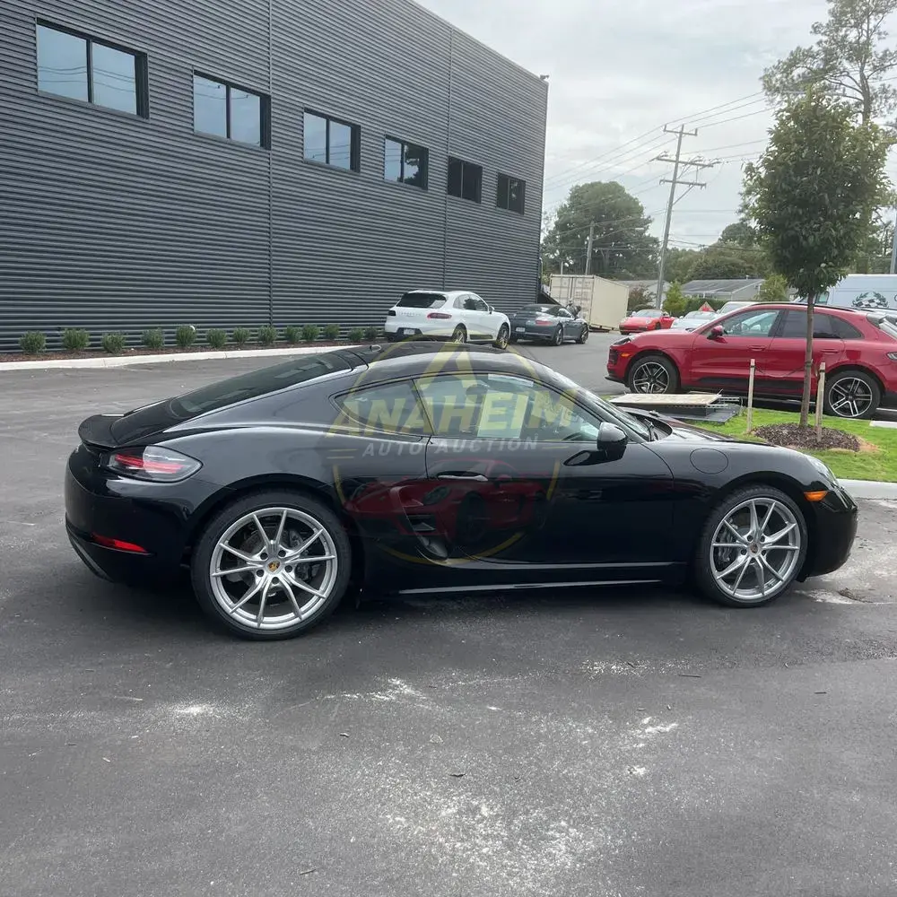 2025 Porsche 718 Cayman Style Ed