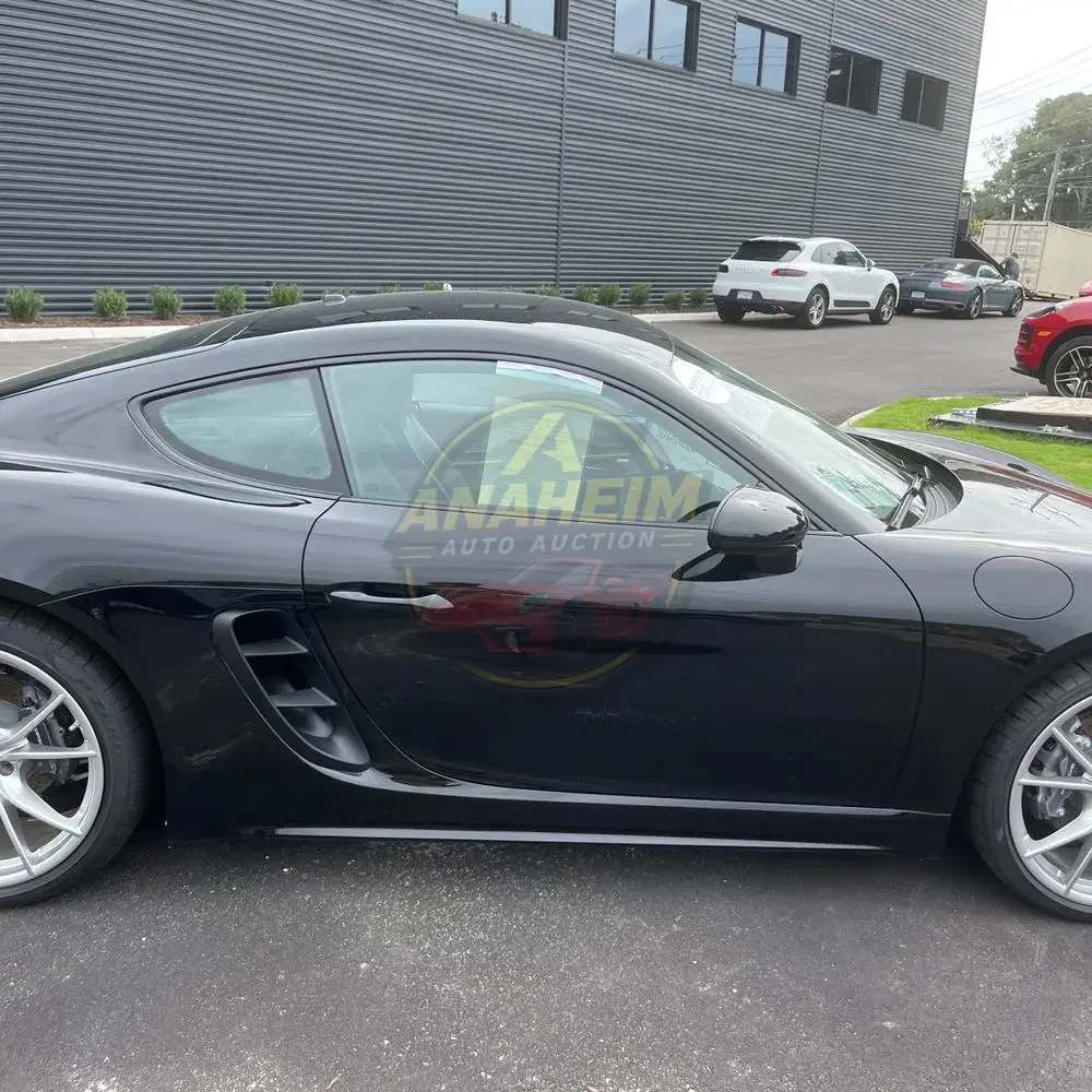 2025 Porsche 718 Cayman Style Ed