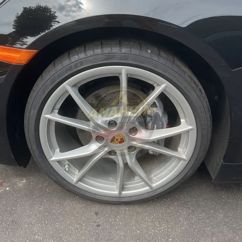 2025 Porsche 718 Cayman Style Ed