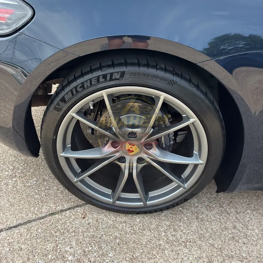 2017 Porsche 718 Cayman Base
