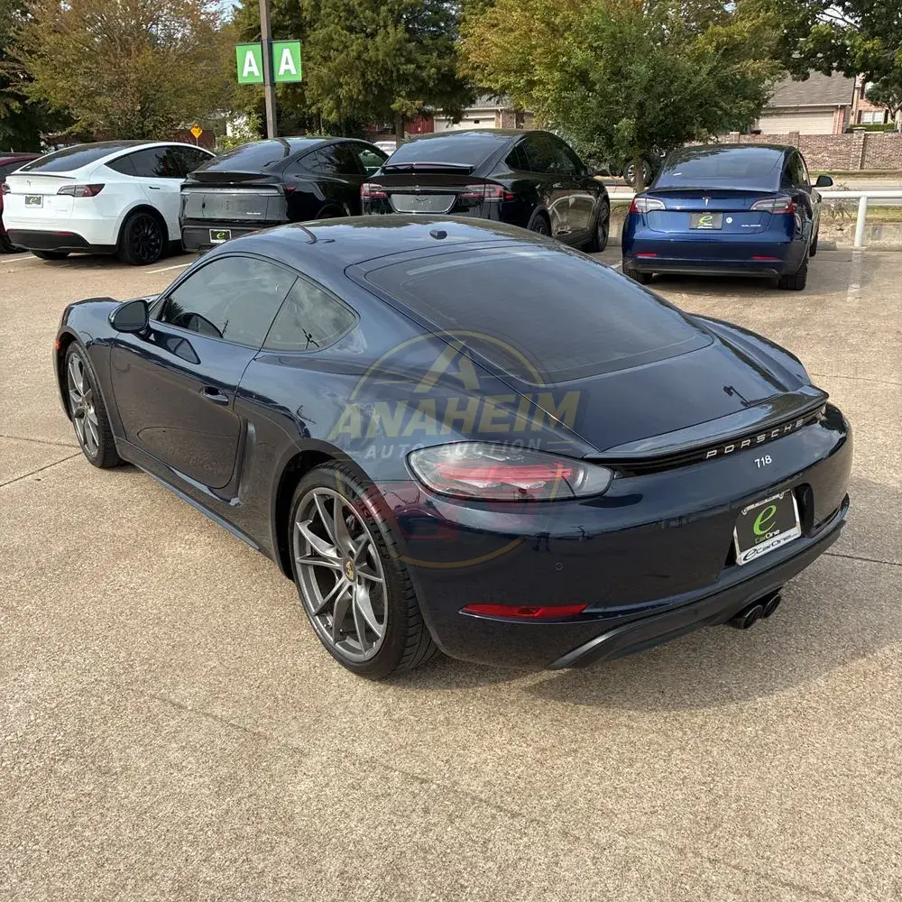 2017 Porsche 718 Cayman Base
