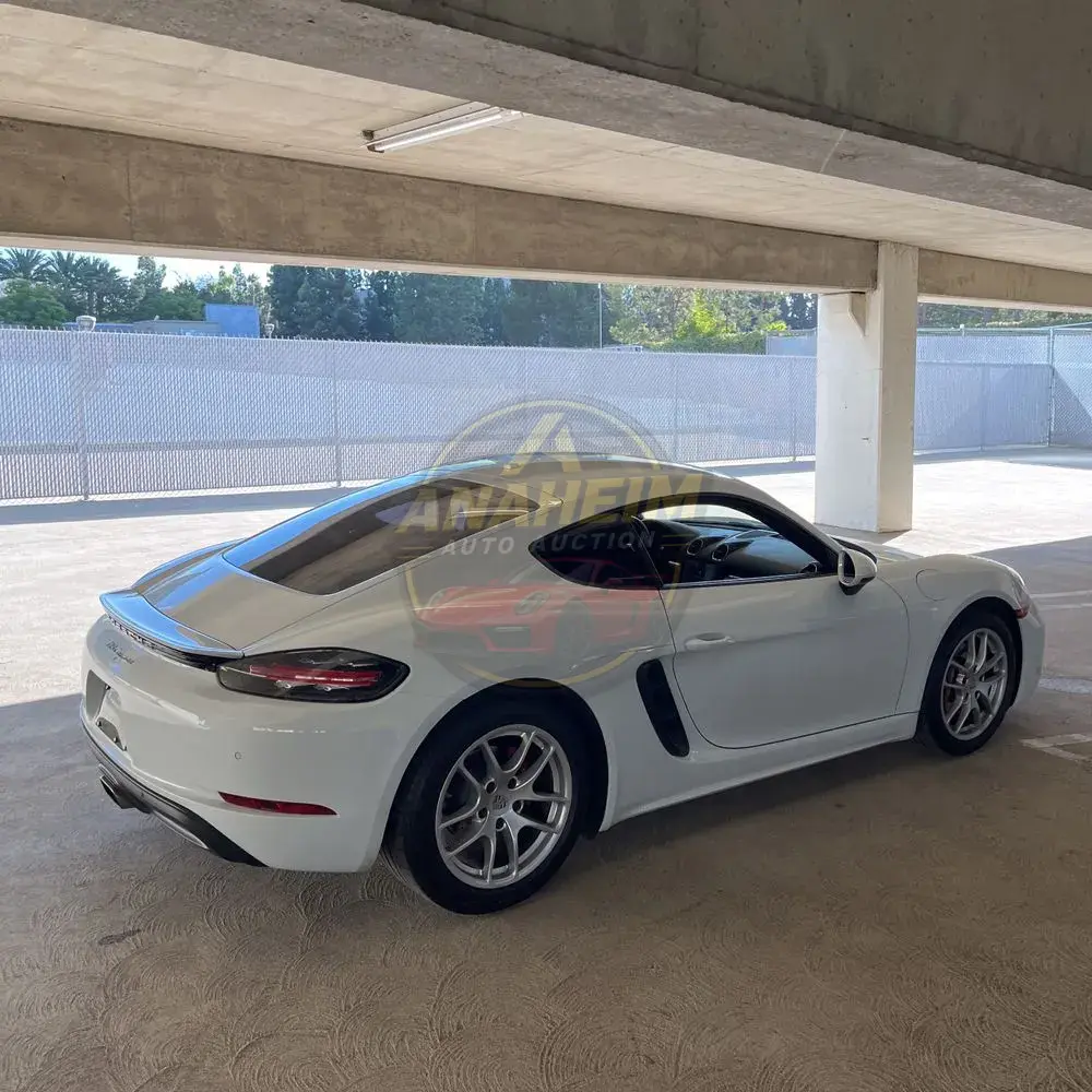2018 Porsche 718 Cayman Base