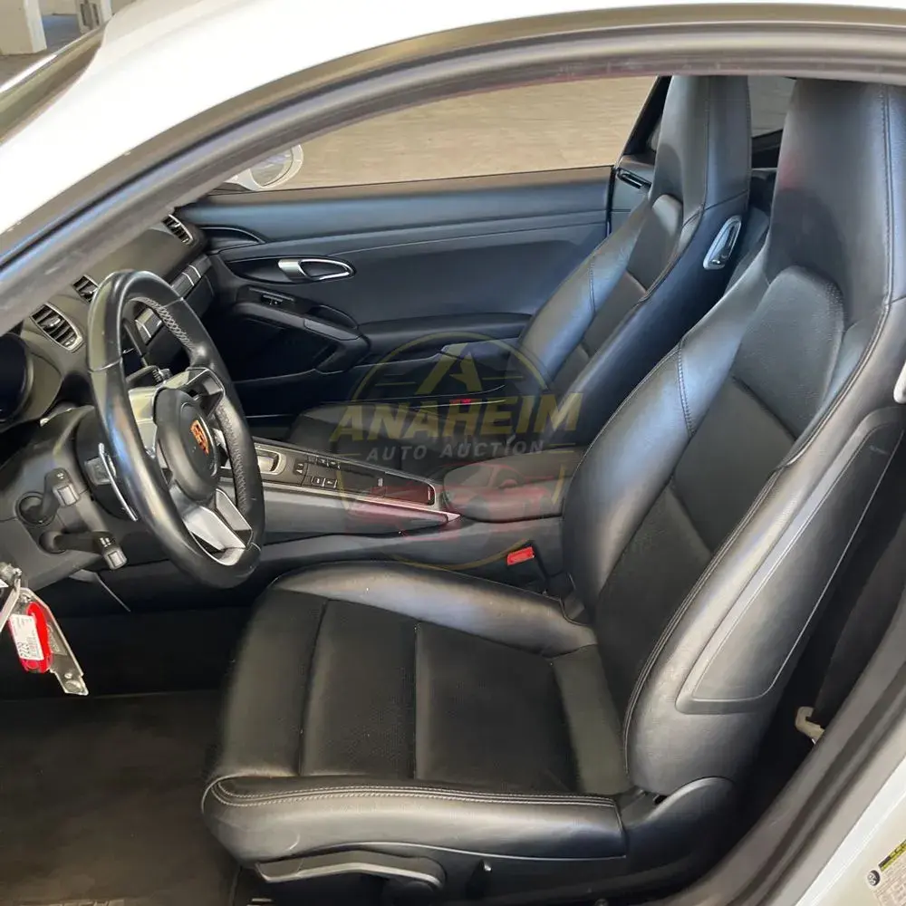 2018 Porsche 718 Cayman Base