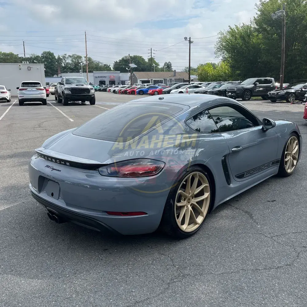 2024 Porsche 718 Cayman Base