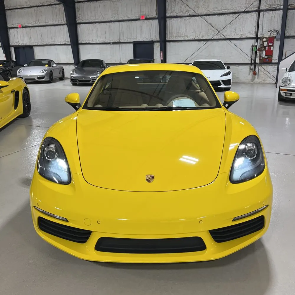 2017 Porsche 718 Cayman Base
