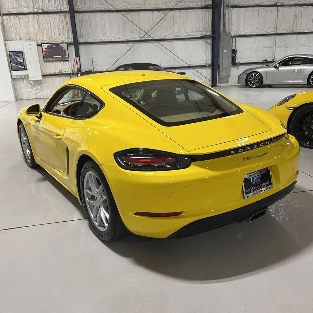 2017 Porsche 718 Cayman Base