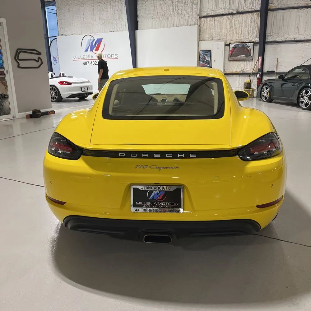 2017 Porsche 718 Cayman Base