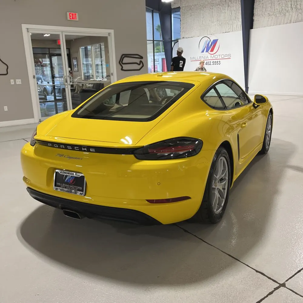2017 Porsche 718 Cayman Base