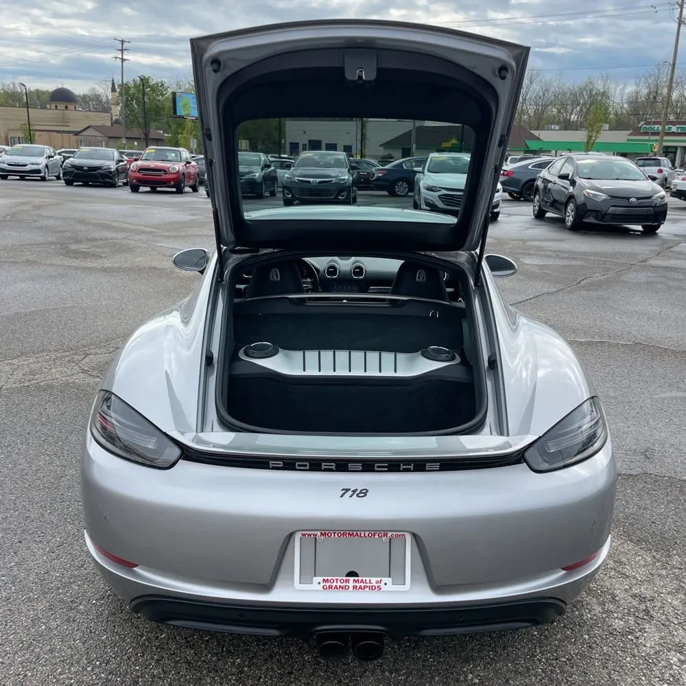 2019 Porsche 718 Cayman Base