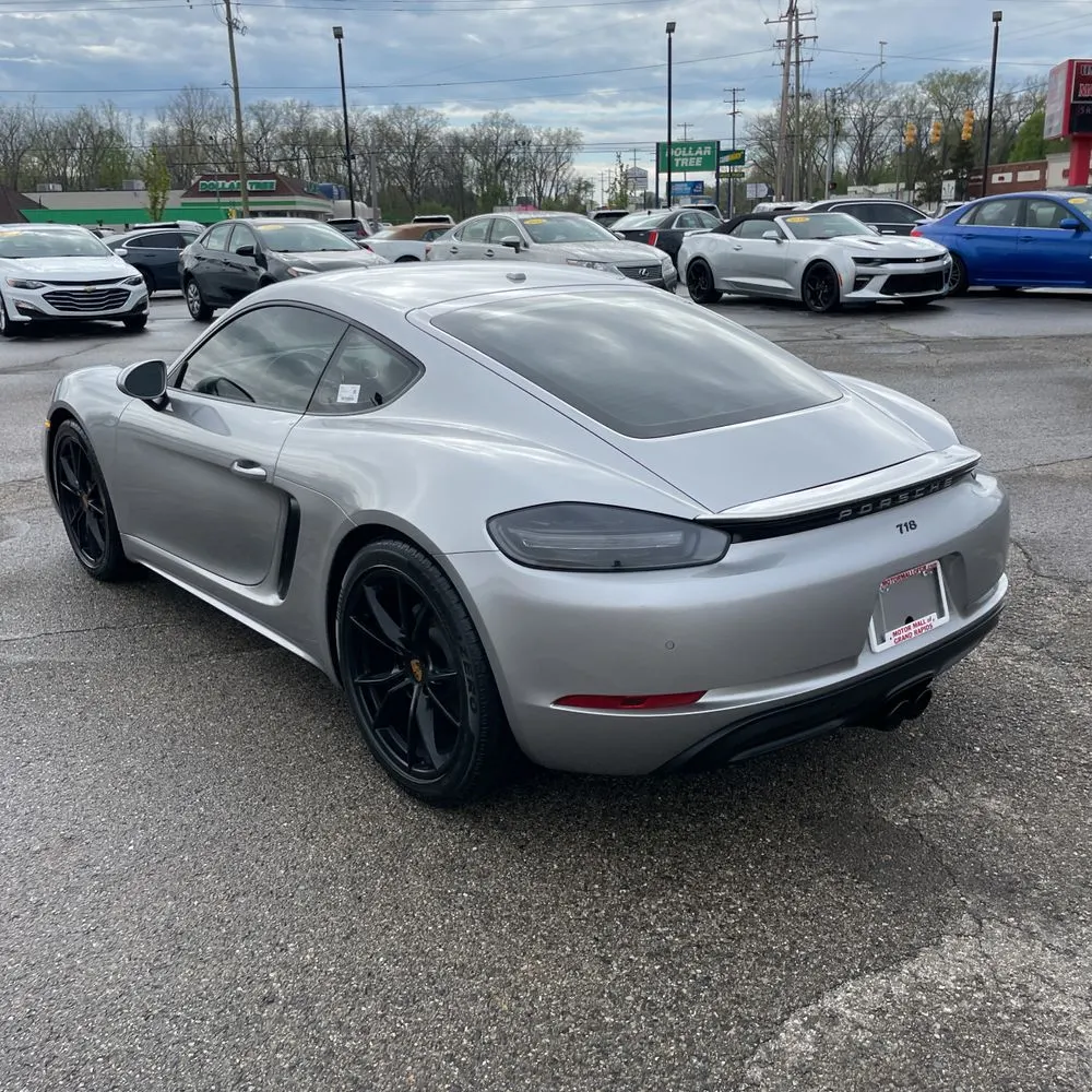 2019 Porsche 718 Cayman Base