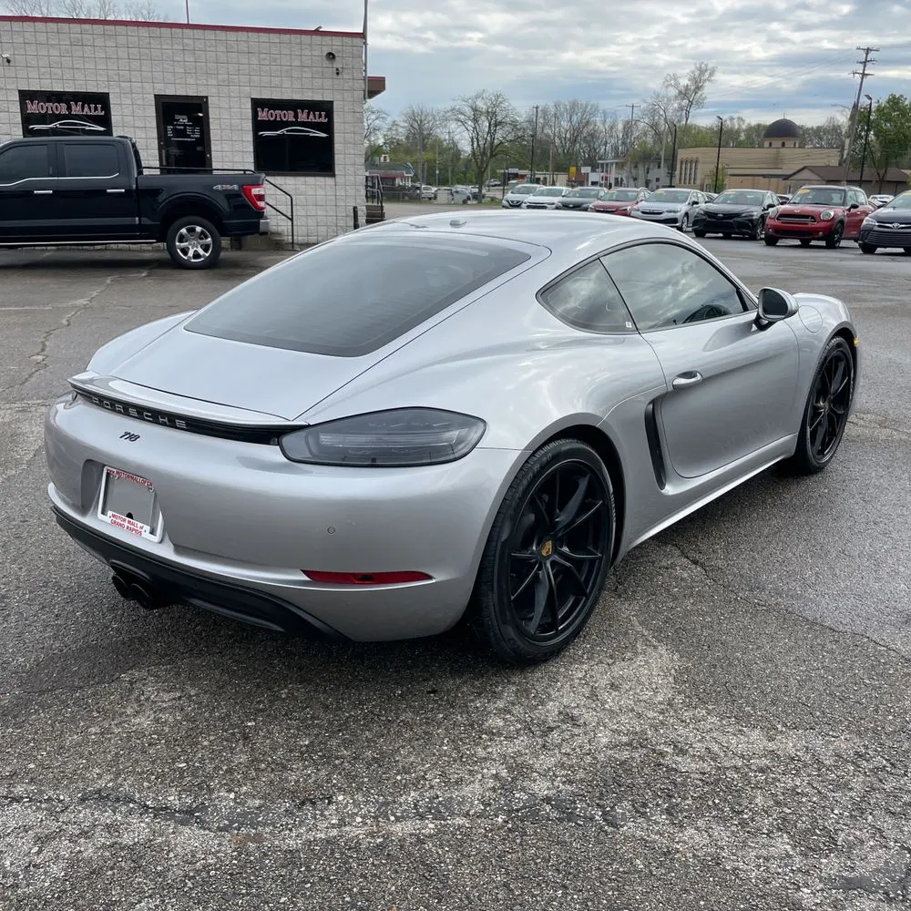 2019 Porsche 718 Cayman Base
