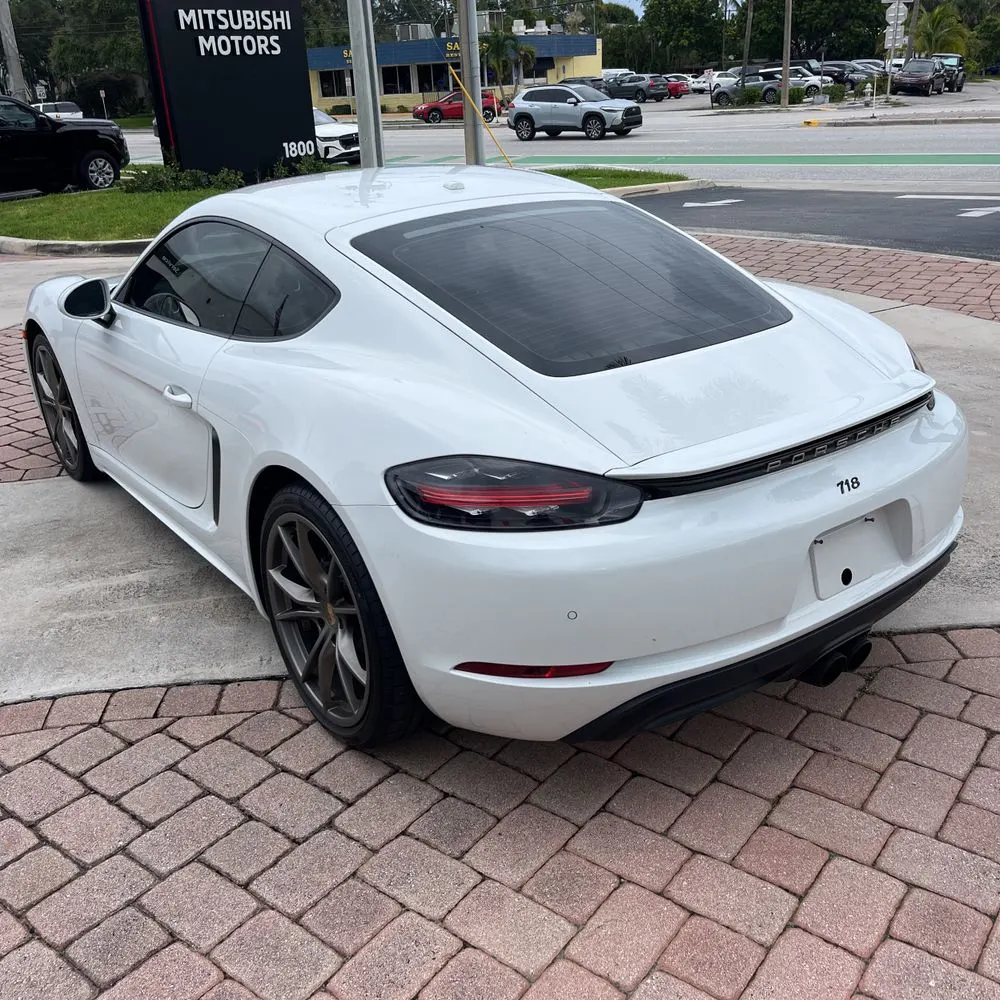 2019 Porsche 718 Cayman Base