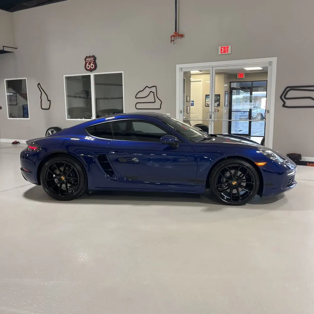 2024 Porsche 718 Cayman Style Edition