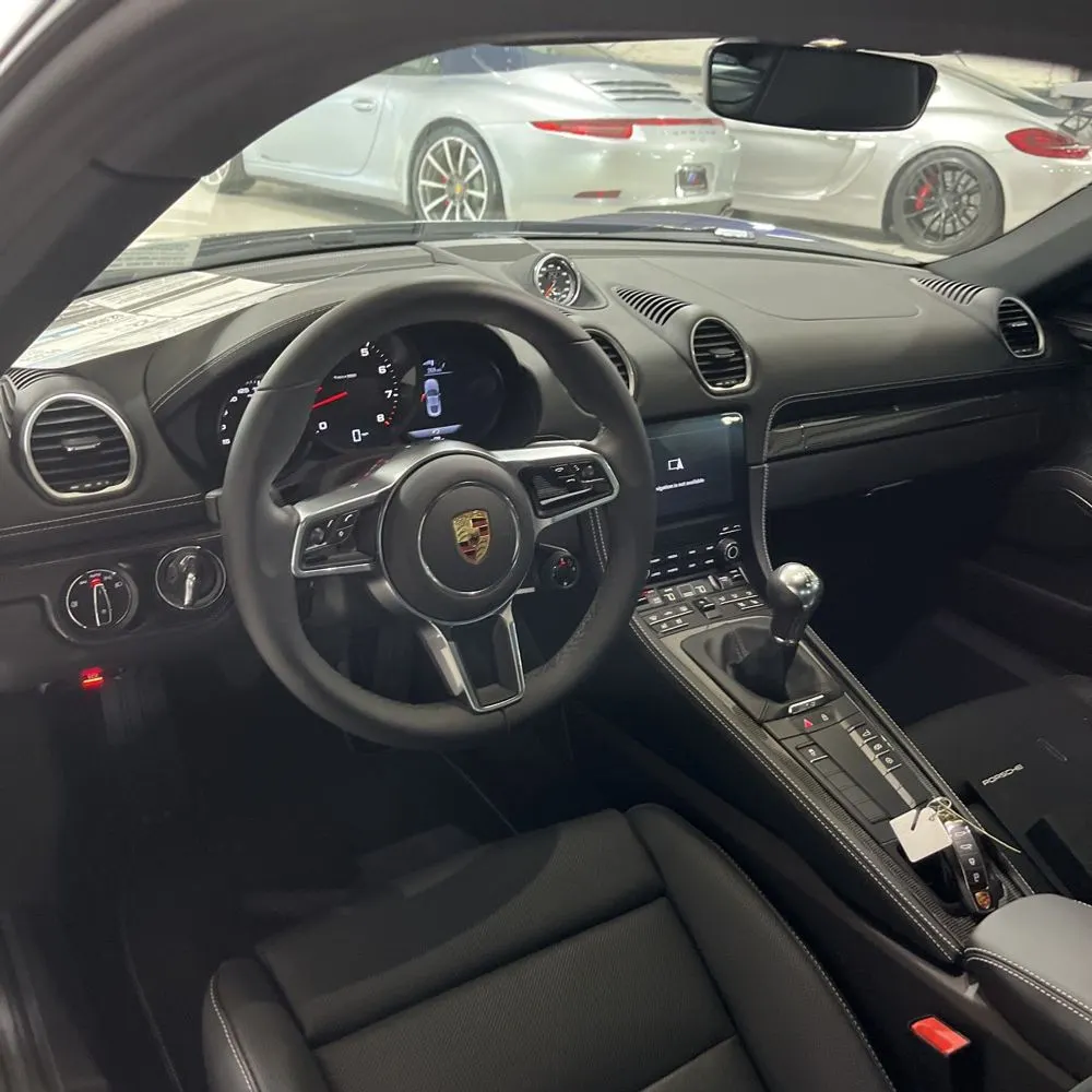 2024 Porsche 718 Cayman Style Edition