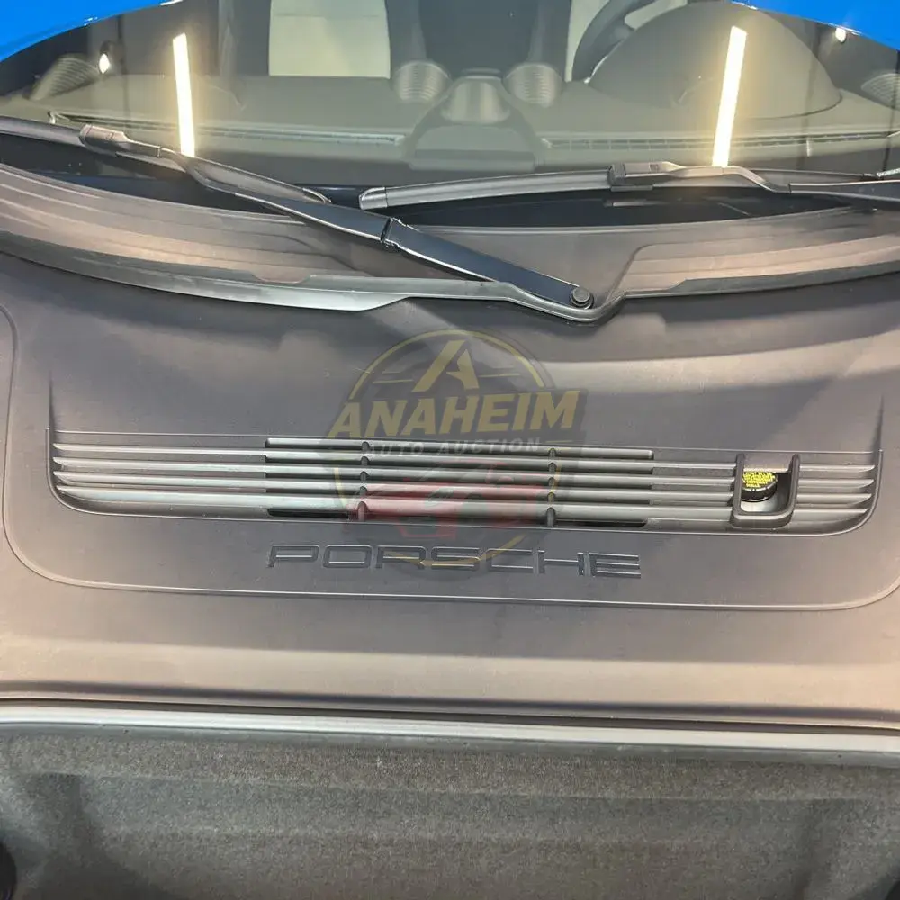 2025 Porsche 718 Cayman Base