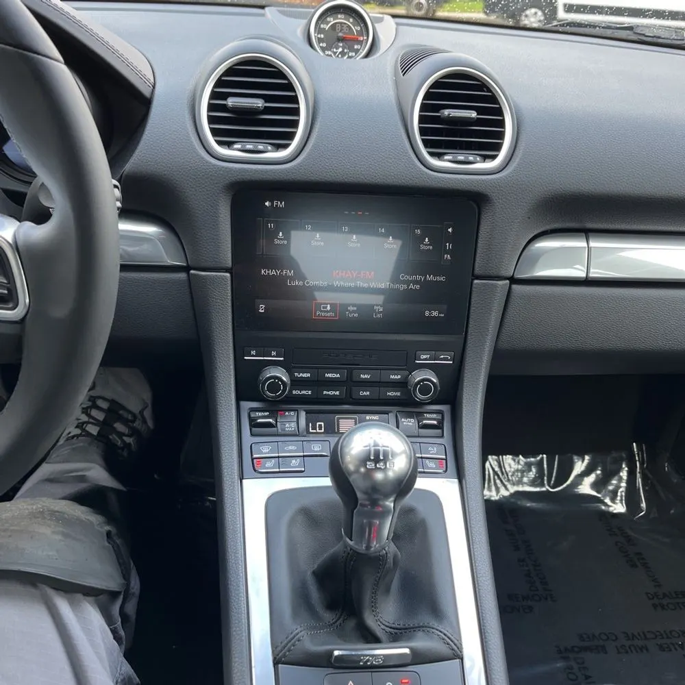 2024 Porsche 718 Cayman Base