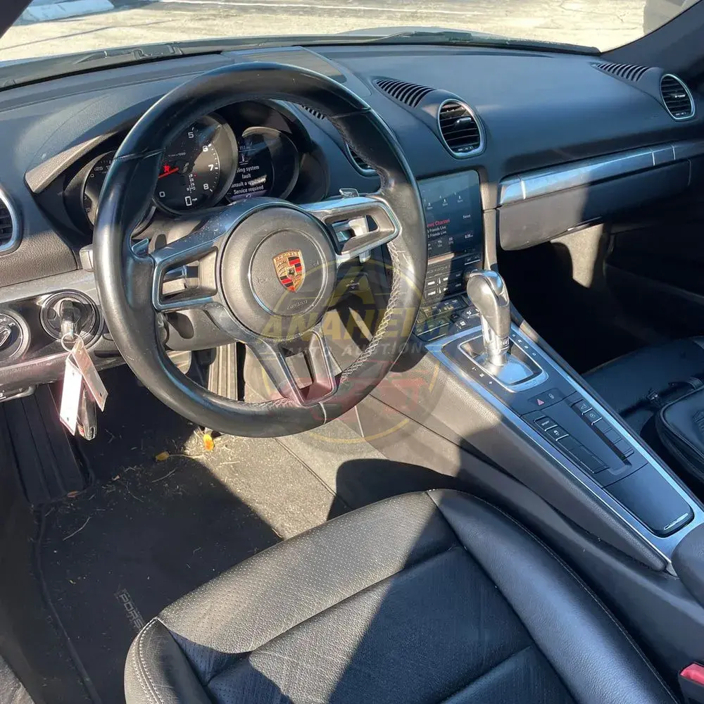 2018 Porsche 718 Cayman Base