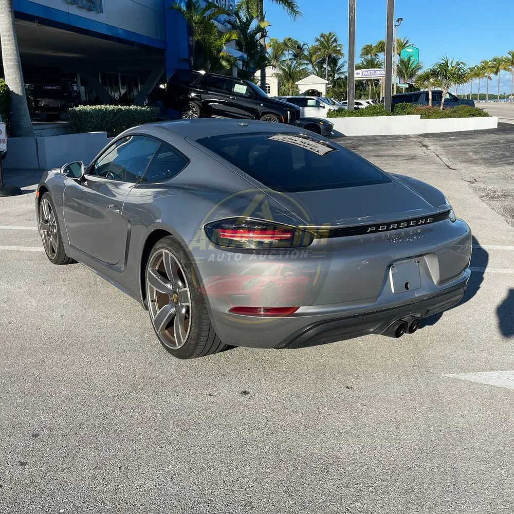 2018 Porsche 718 Cayman Base