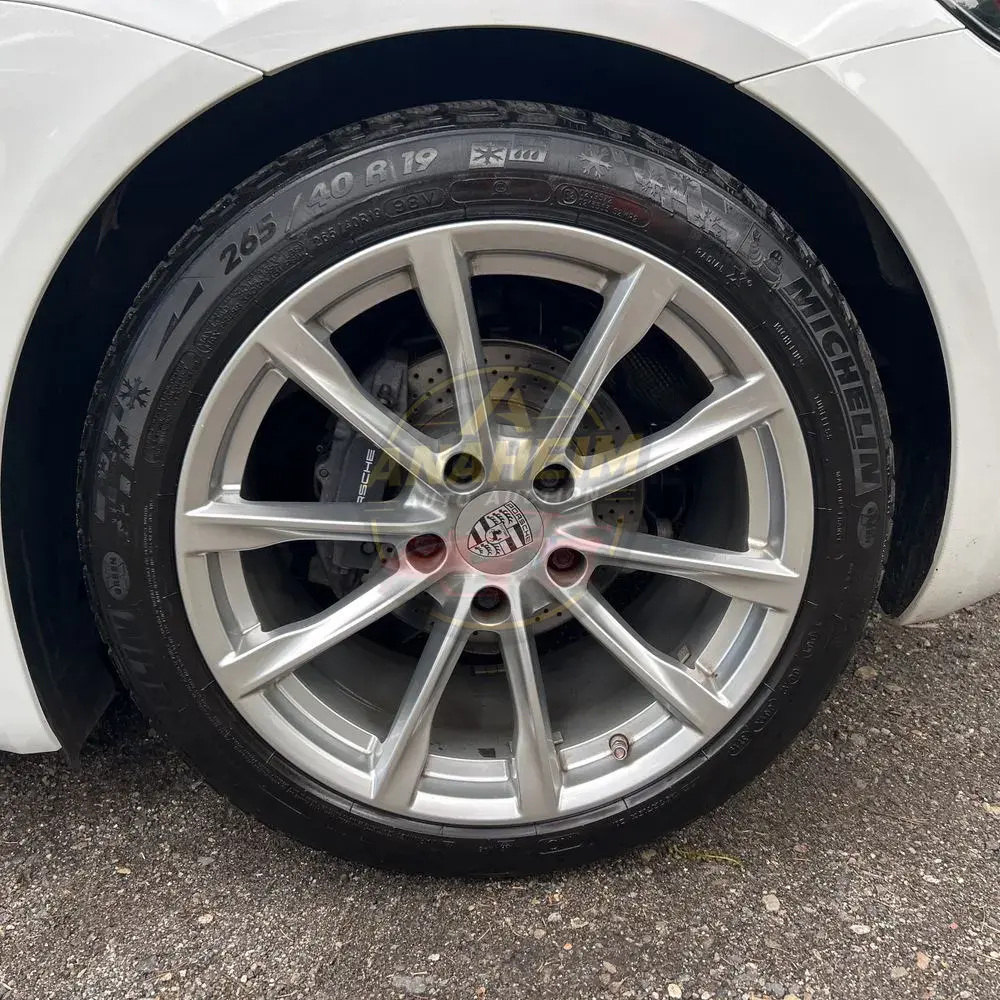 2018 Porsche 718 Cayman Base