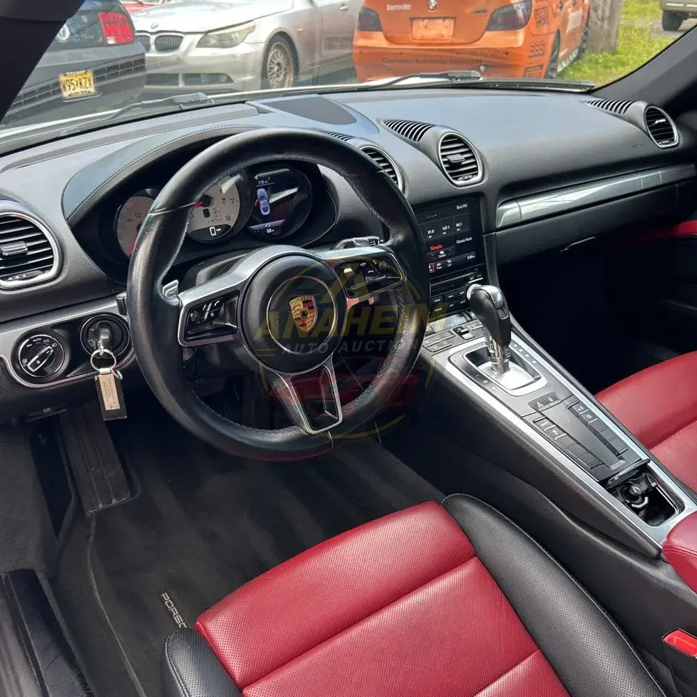 2018 Porsche 718 Cayman Base