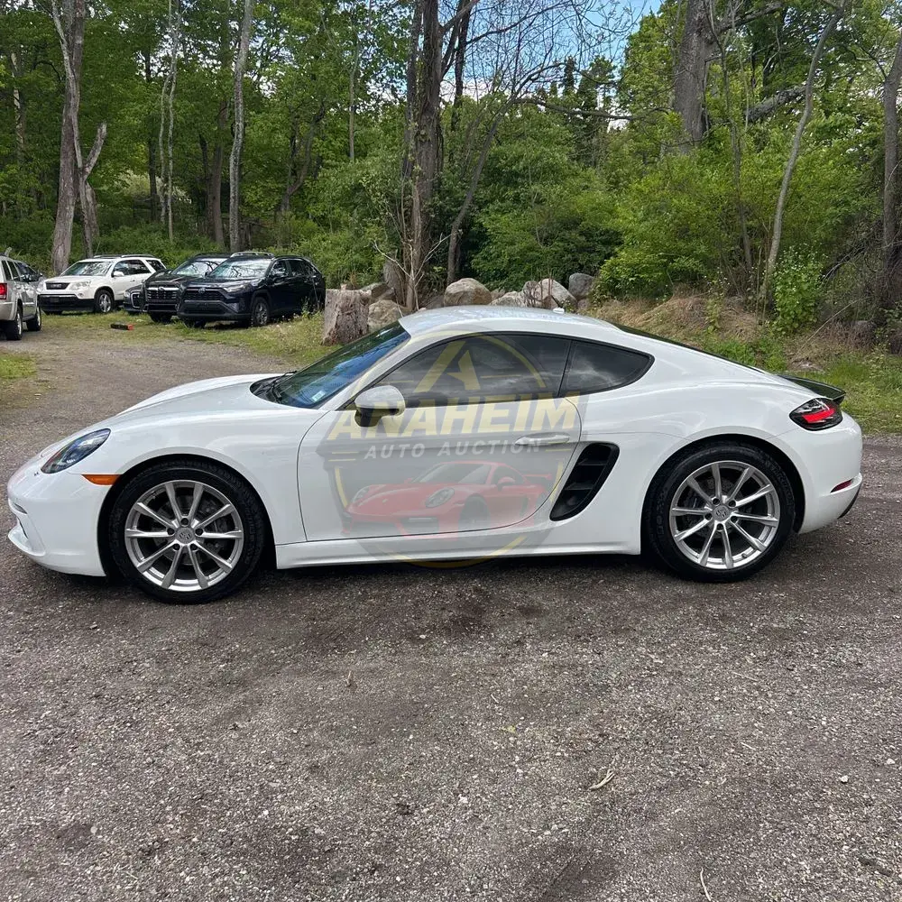 2018 Porsche 718 Cayman Base