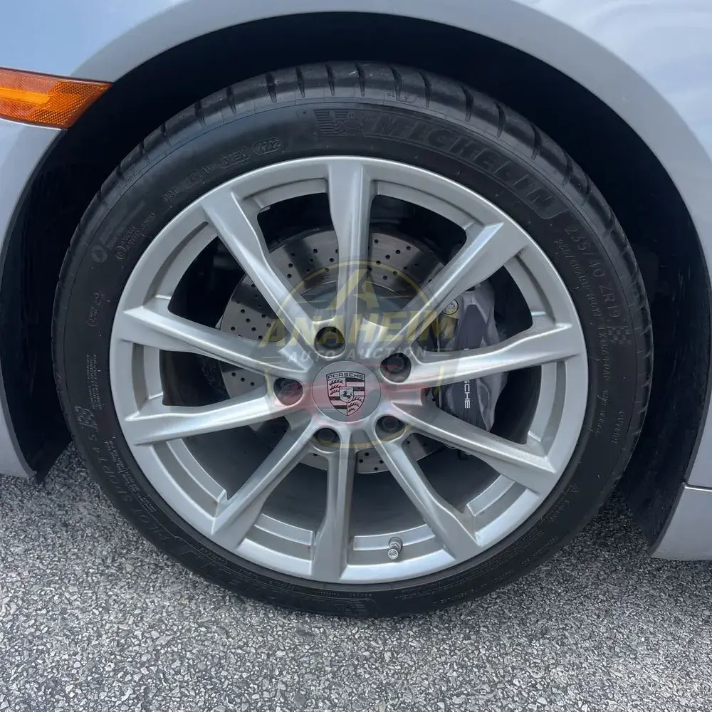 2019 Porsche 718 Cayman Base