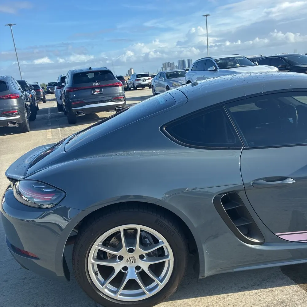 2017 Porsche 718 Cayman