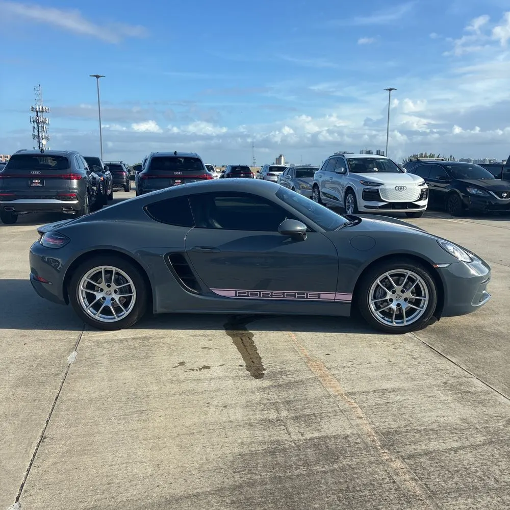 2017 Porsche 718 Cayman
