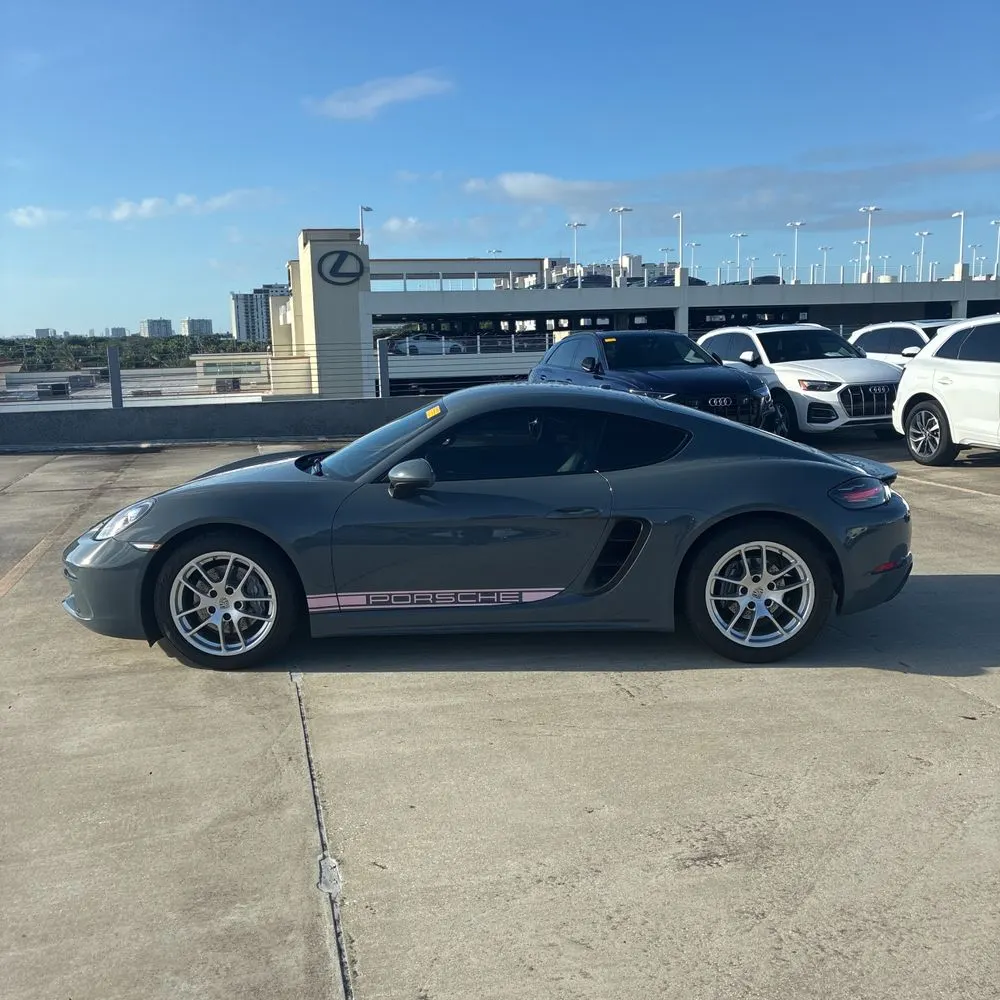 2017 Porsche 718 Cayman