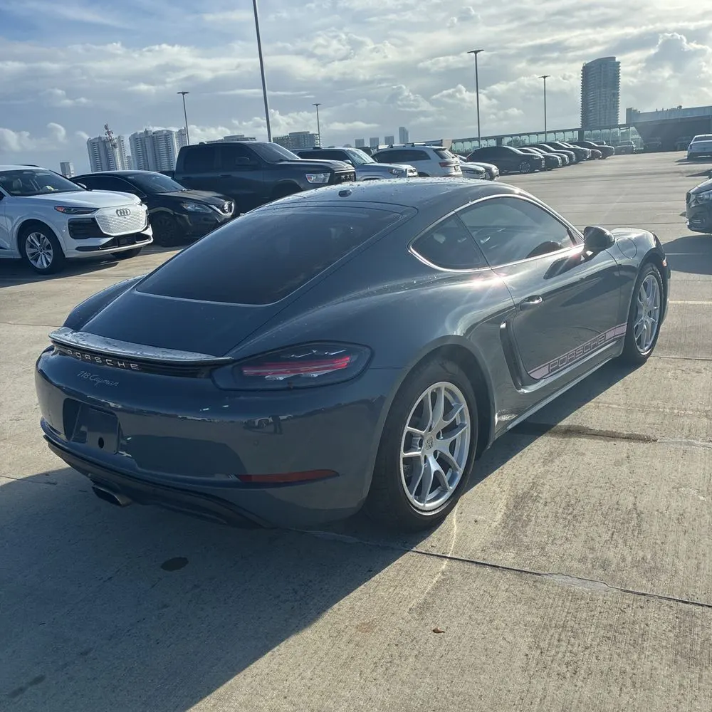 2017 Porsche 718 Cayman