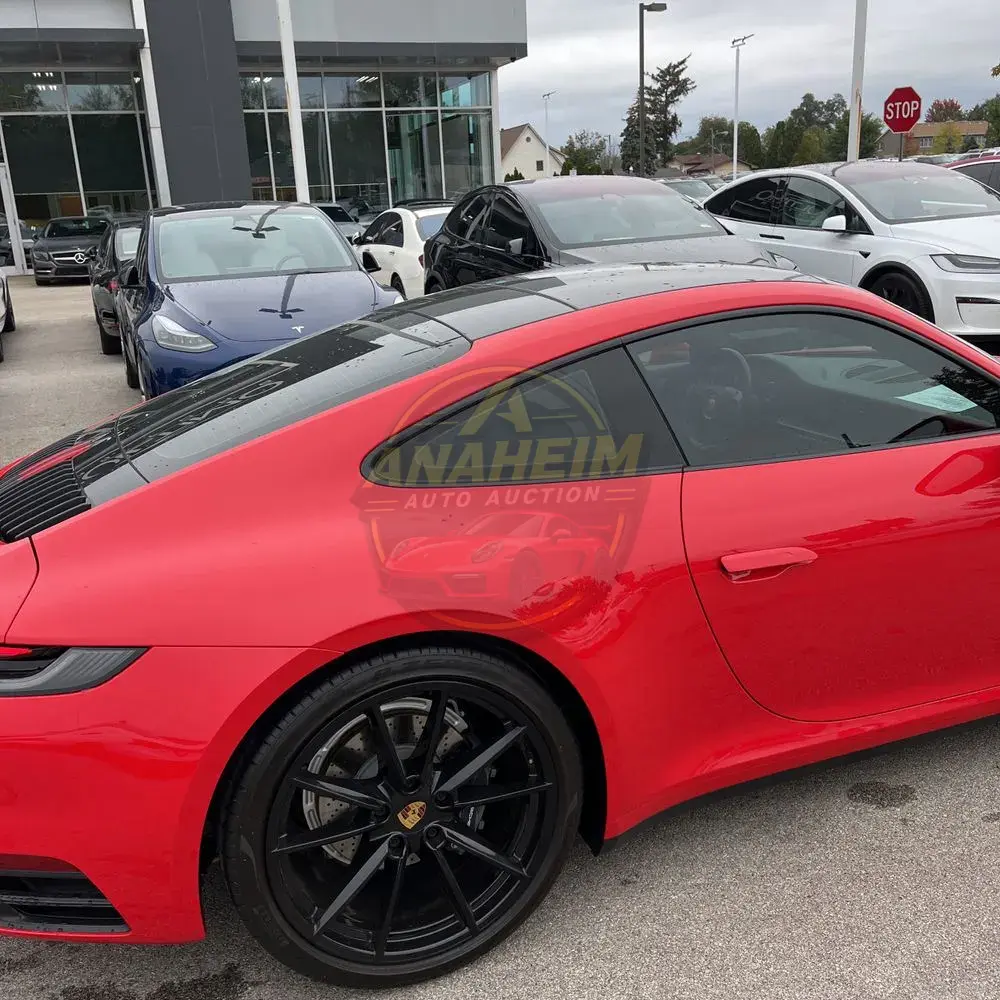 2021 Porsche 911 Carrera