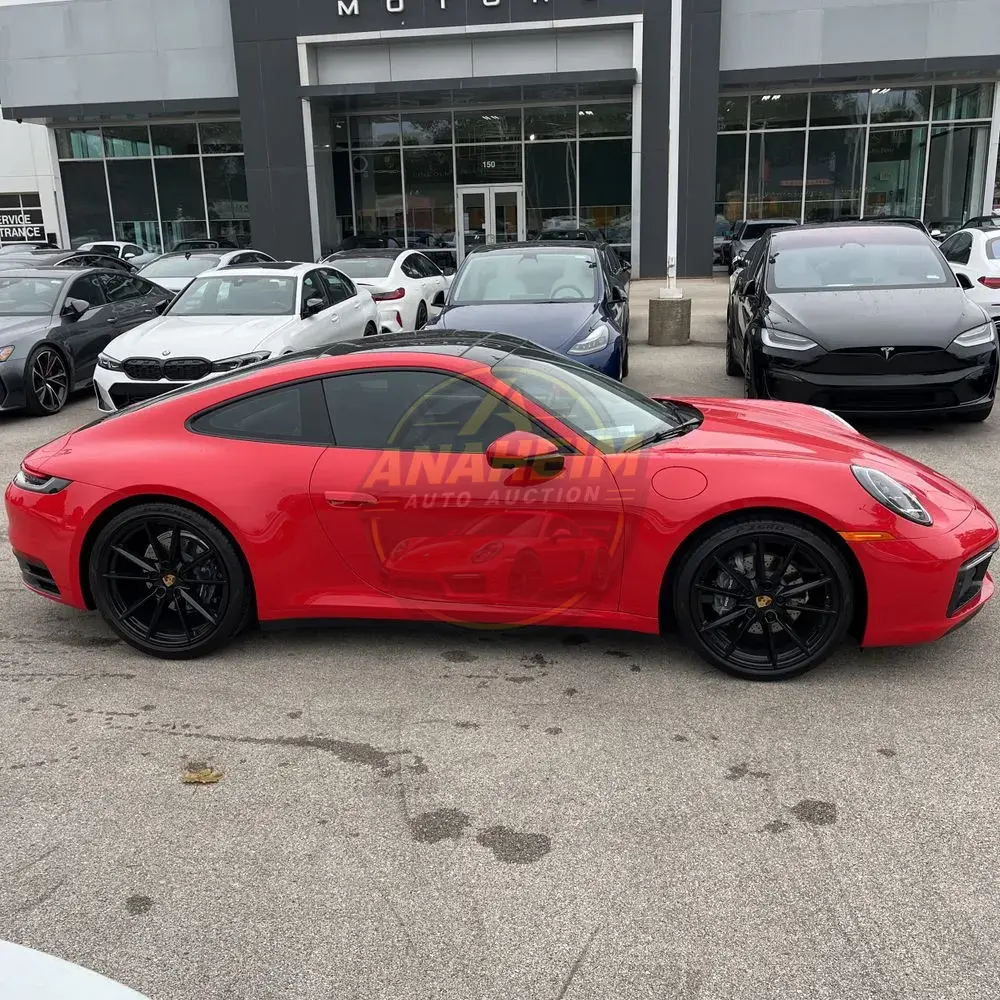 2021 Porsche 911 Carrera