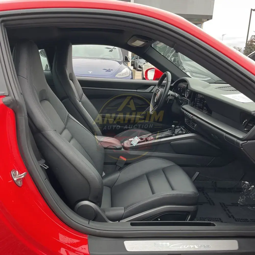 2021 Porsche 911 Carrera