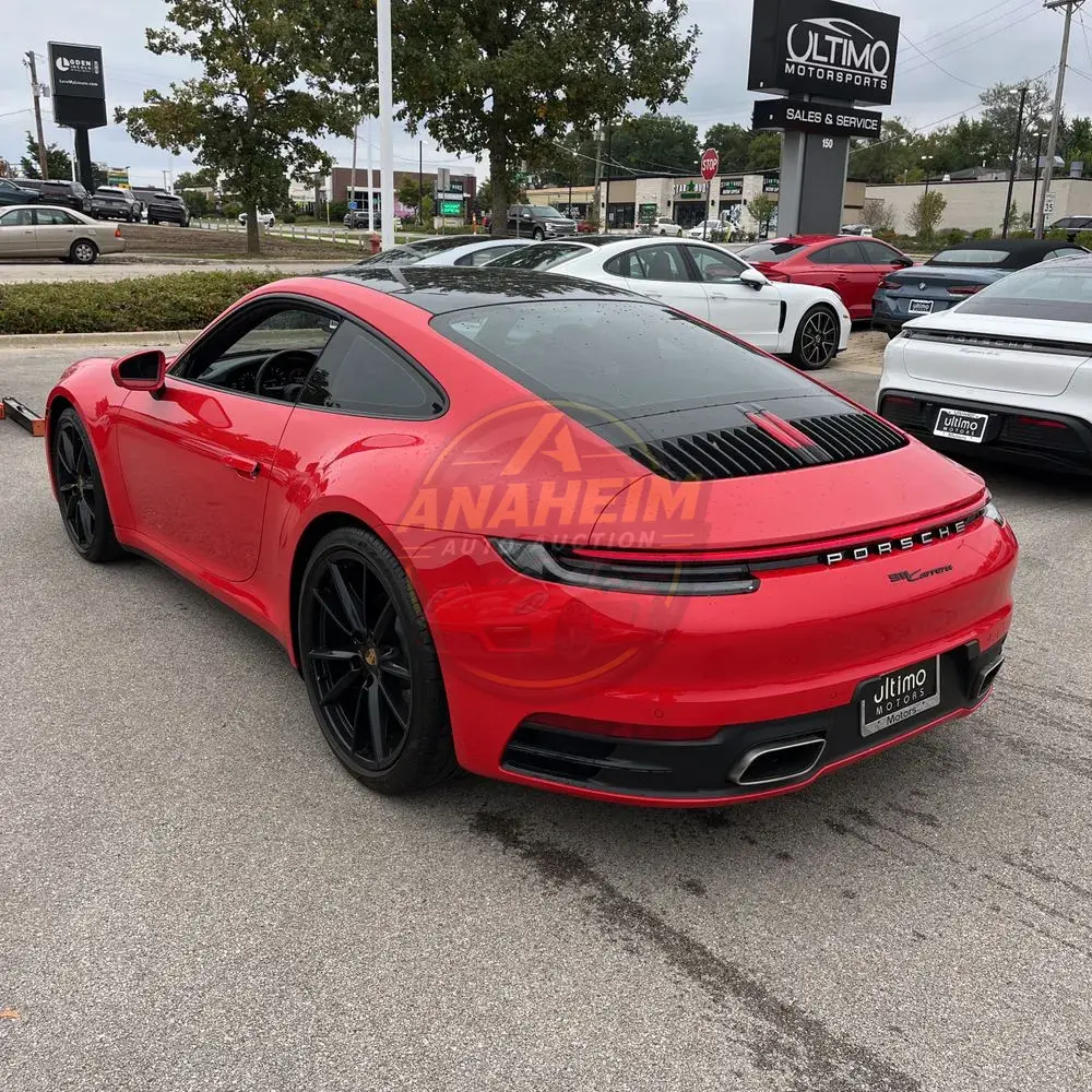 2021 Porsche 911 Carrera