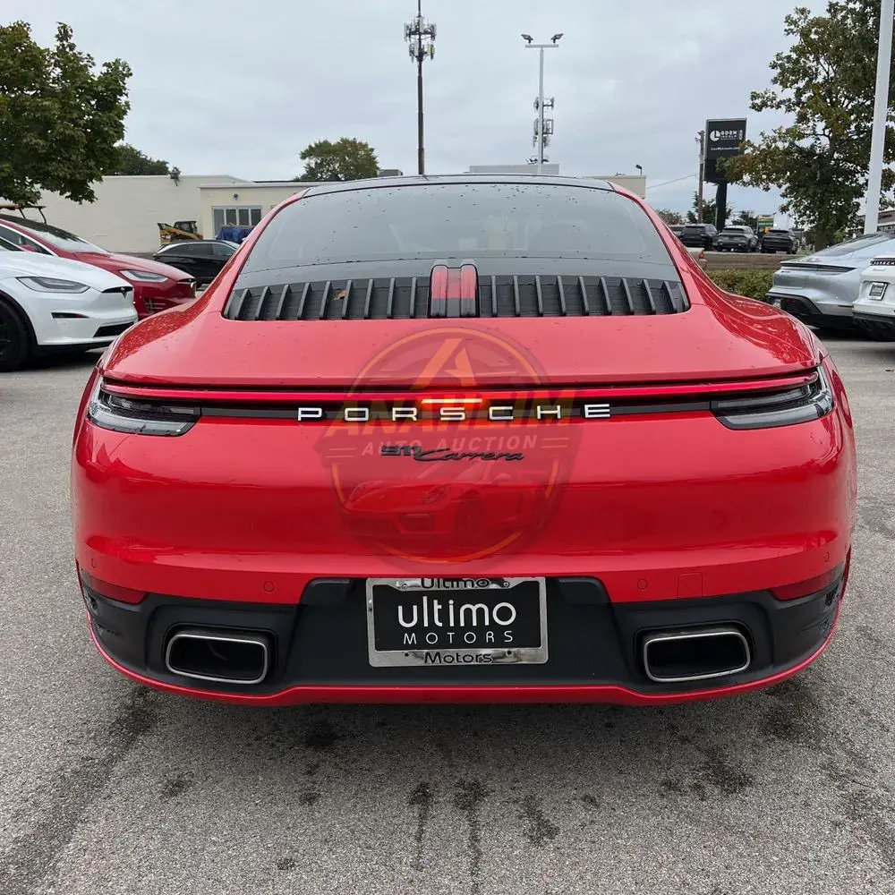 2021 Porsche 911 Carrera