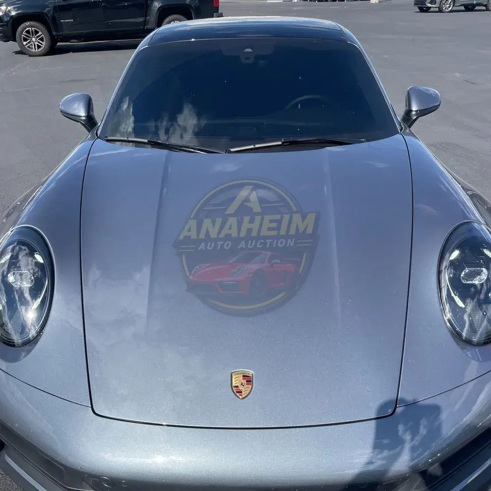2025 Porsche 911 Carrera