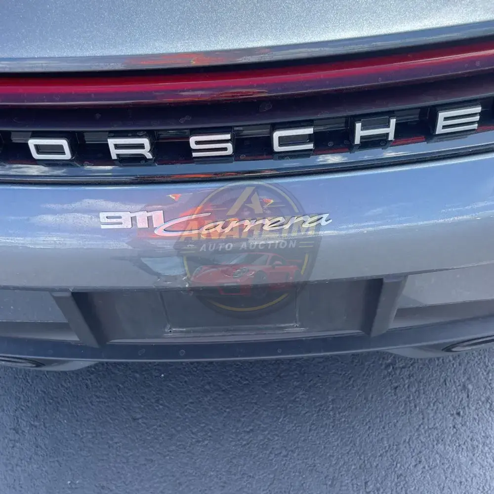 2025 Porsche 911 Carrera