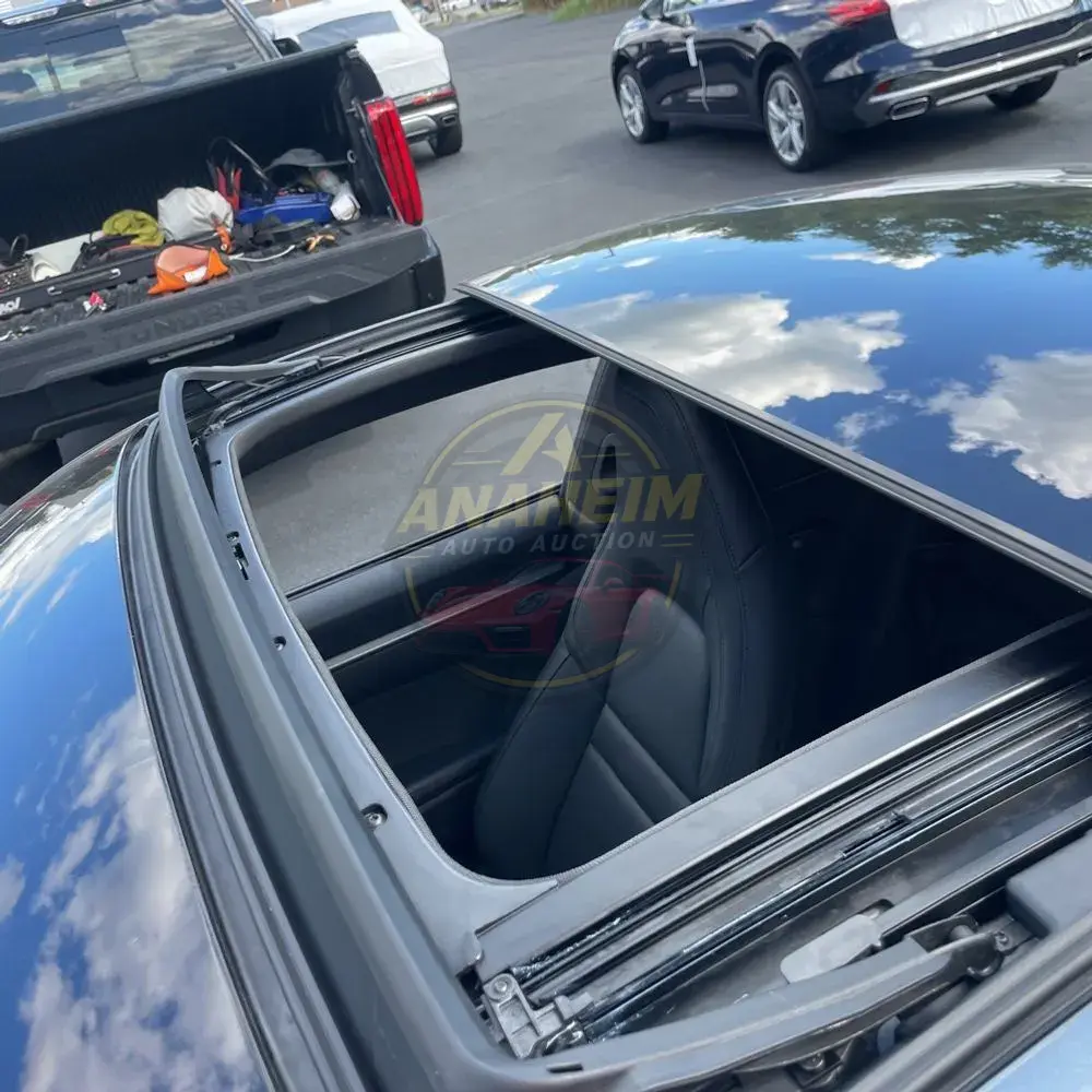 2025 Porsche 911 Carrera