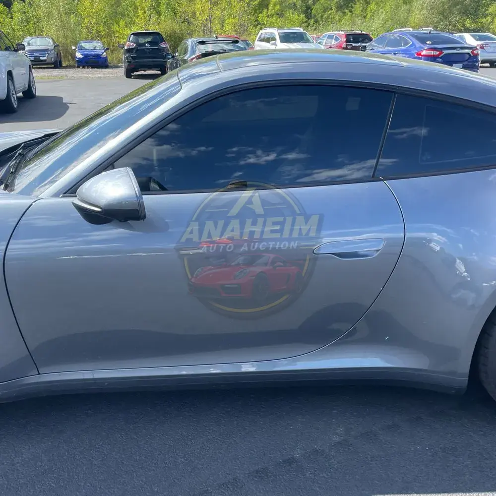 2025 Porsche 911 Carrera