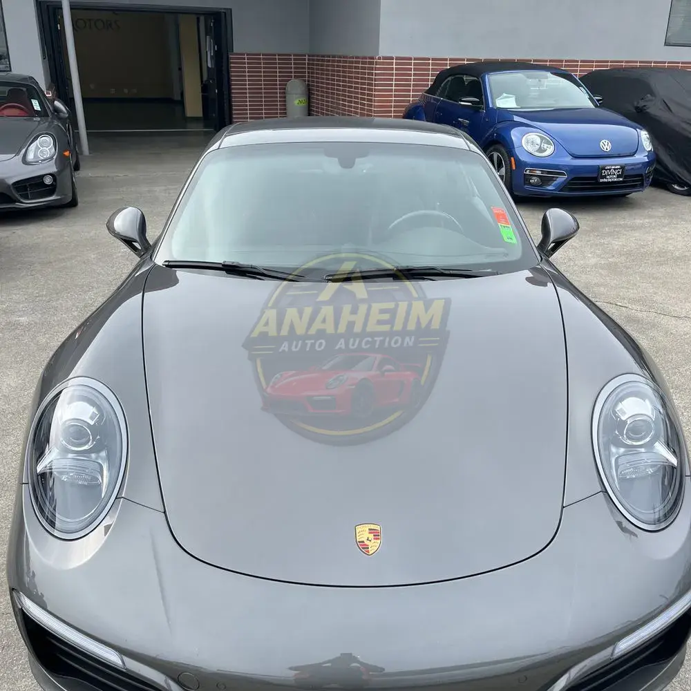 2018 Porsche 911 Carrera 4