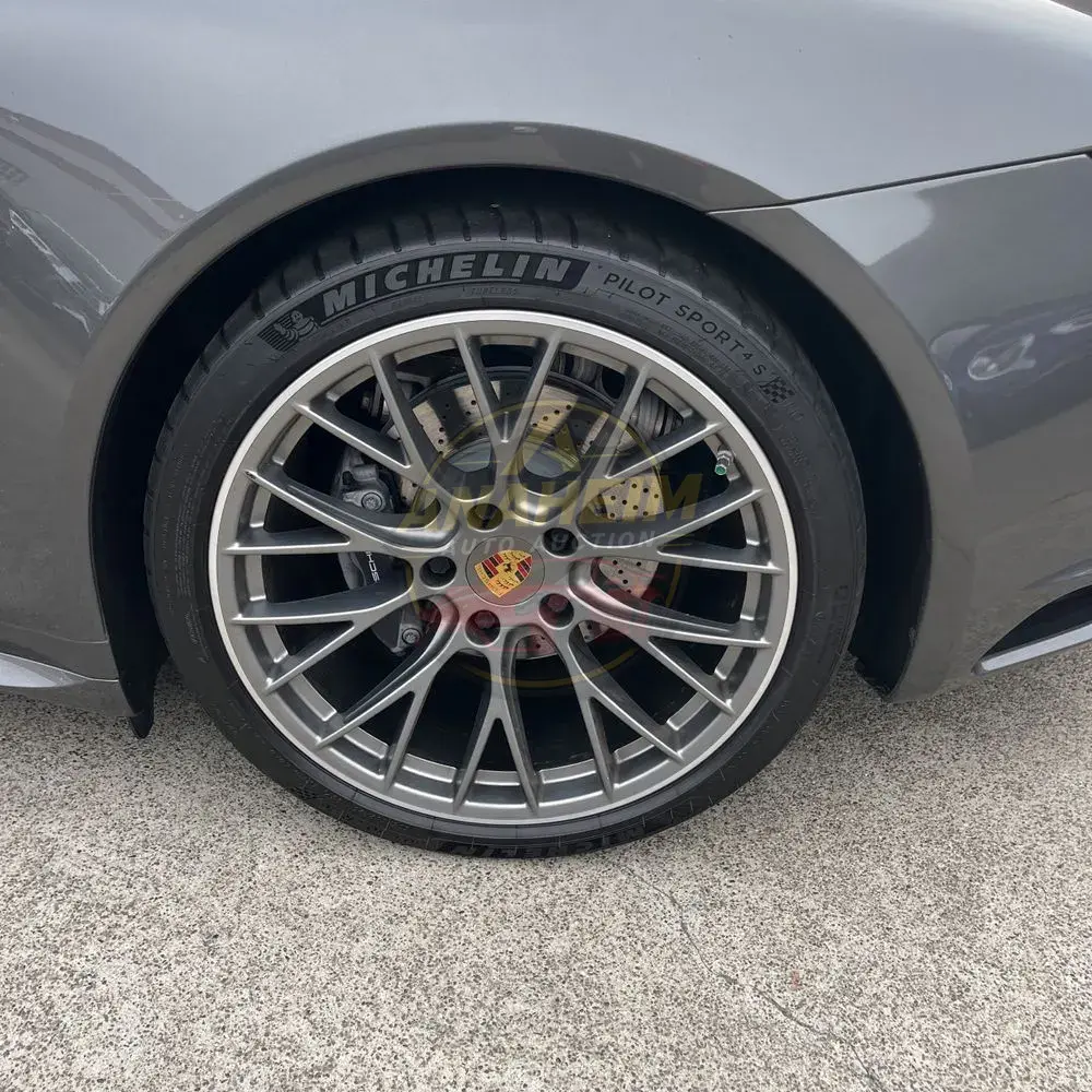 2018 Porsche 911 Carrera 4