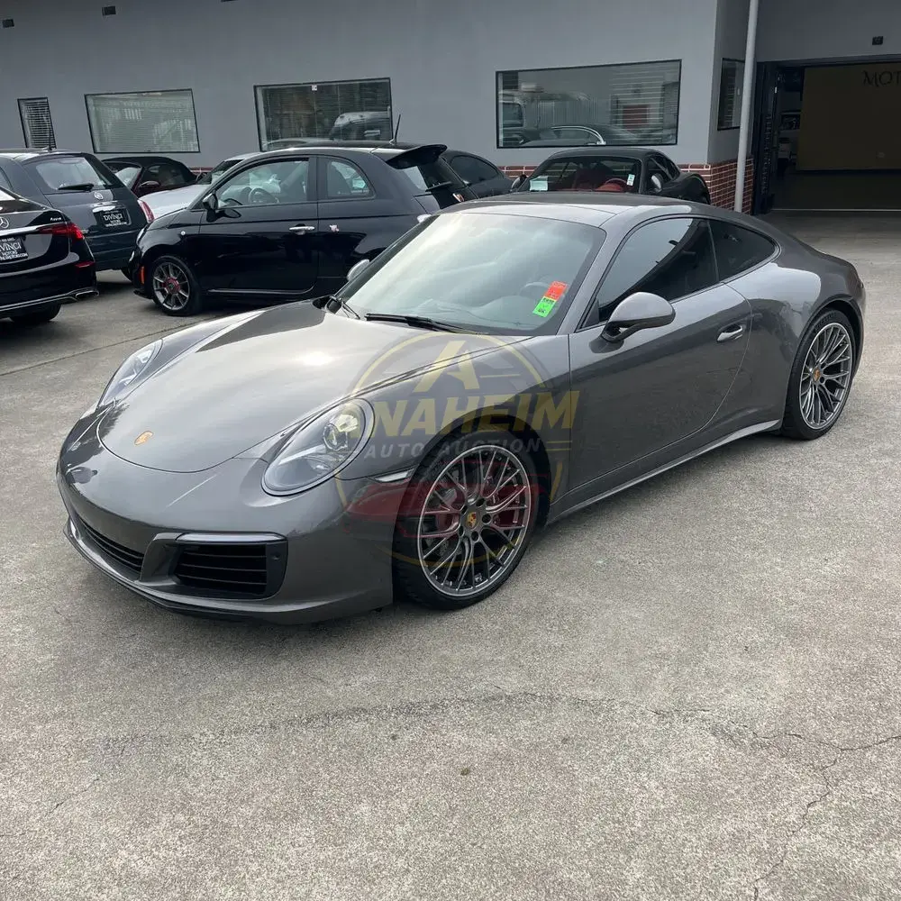 2018 Porsche 911 Carrera 4