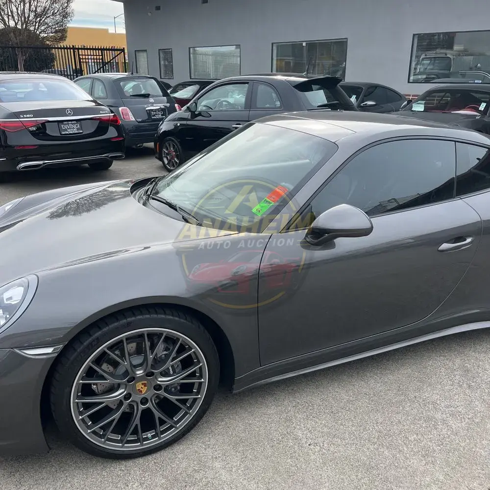 2018 Porsche 911 Carrera 4