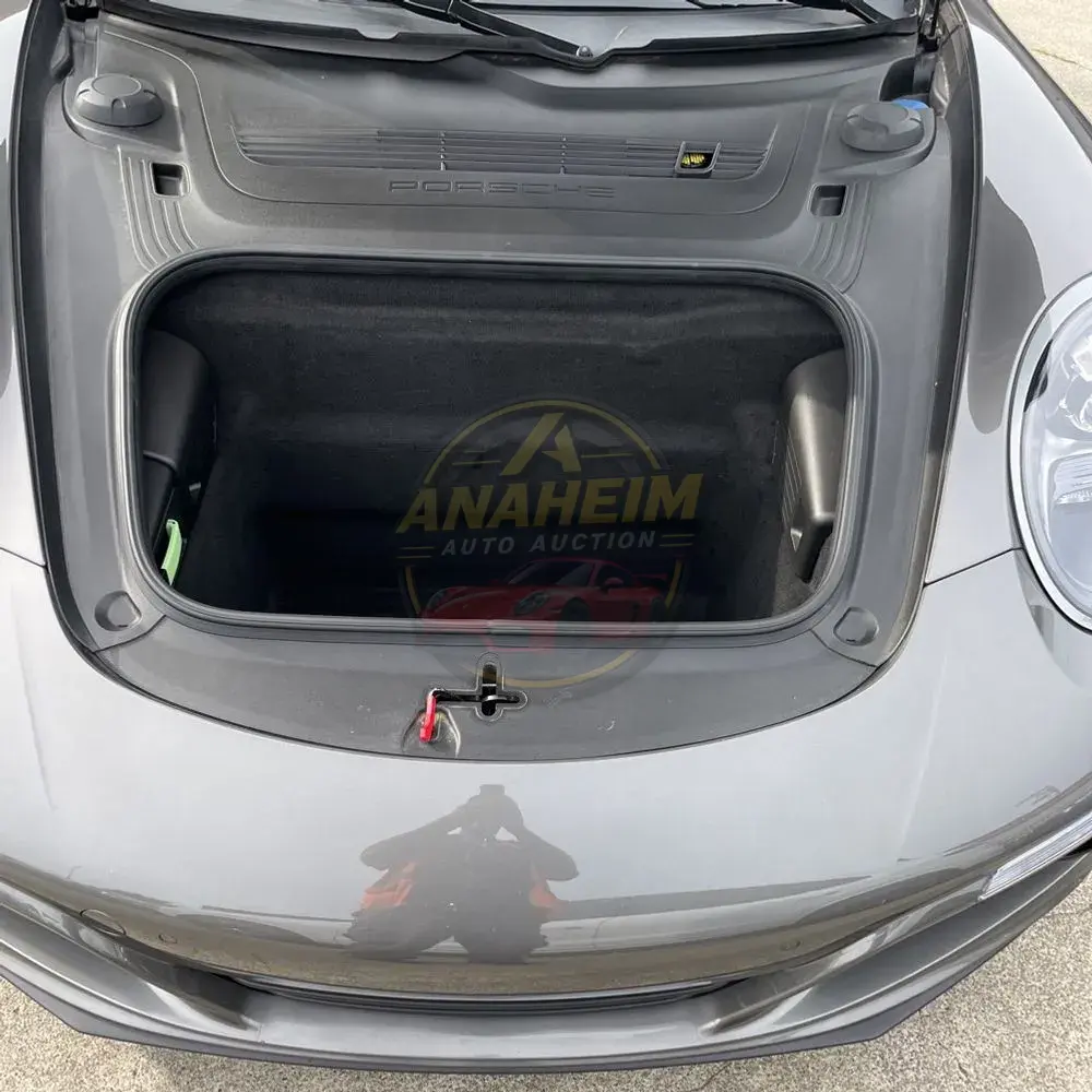 2018 Porsche 911 Carrera 4