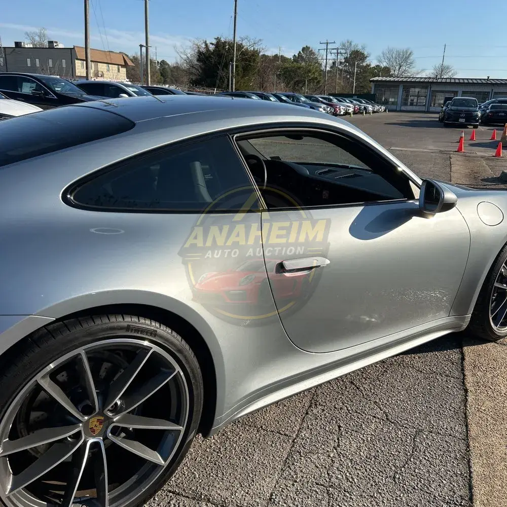 2021 Porsche 911 Carrera