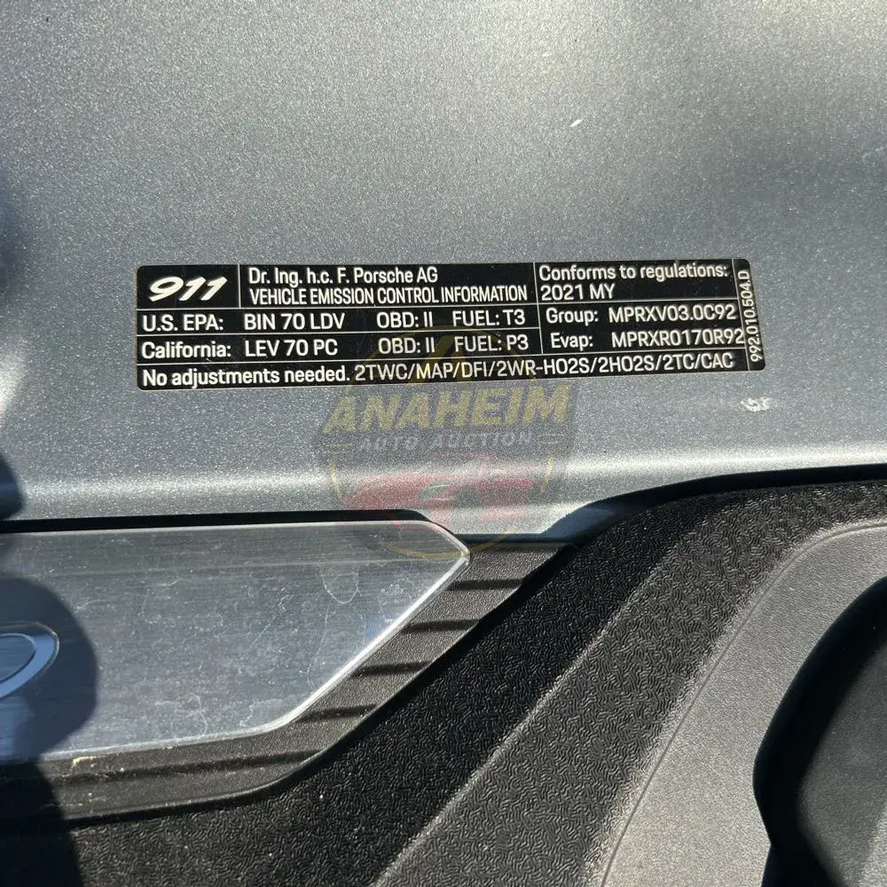 2021 Porsche 911 Carrera