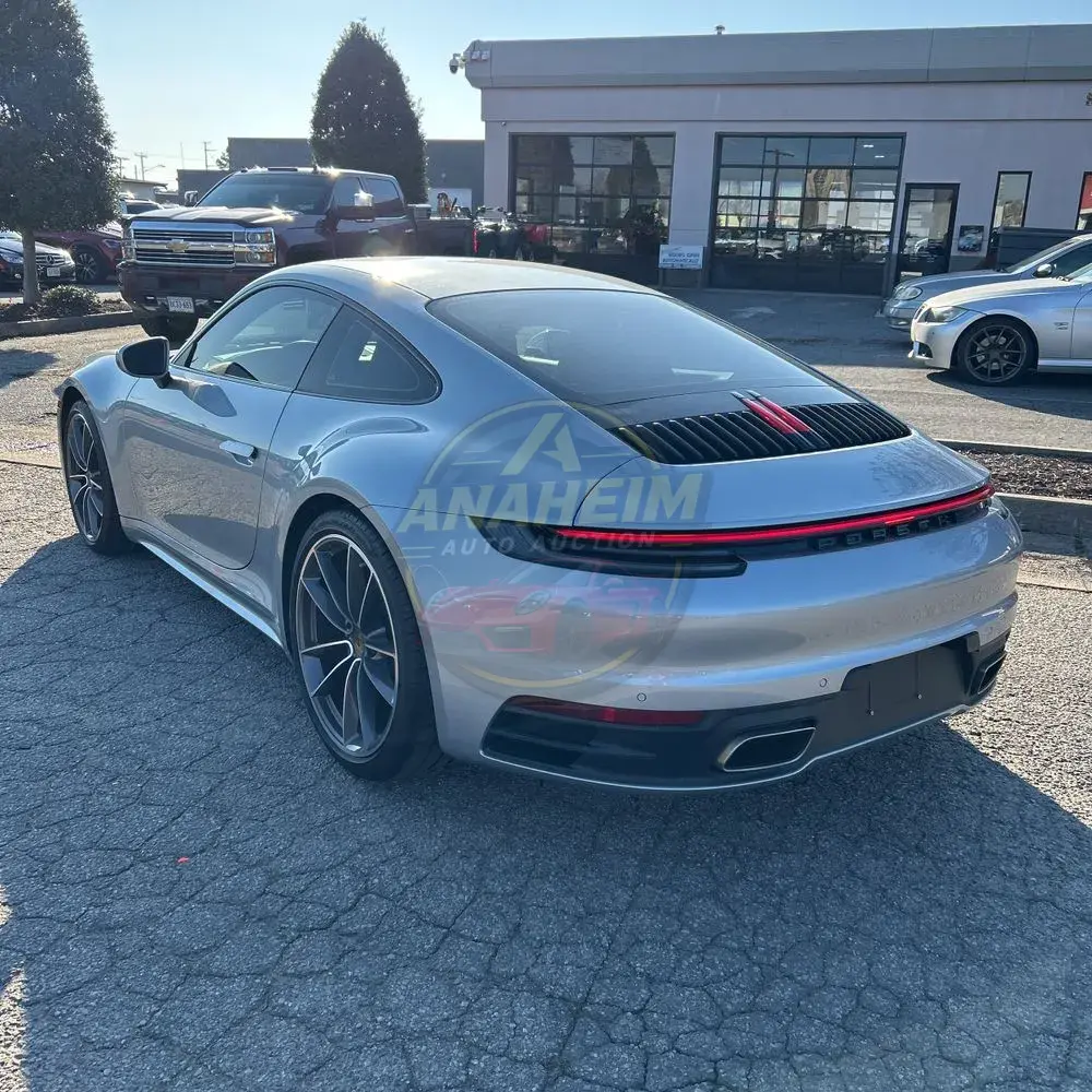 2021 Porsche 911 Carrera