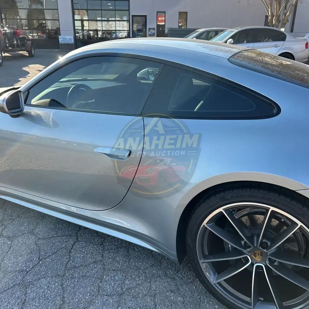 2021 Porsche 911 Carrera